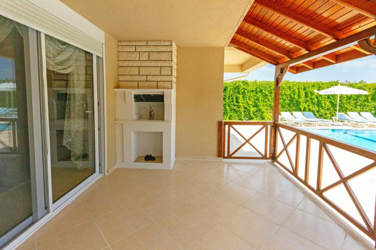 Paradise Town Villa Alison Belek Exterior photo